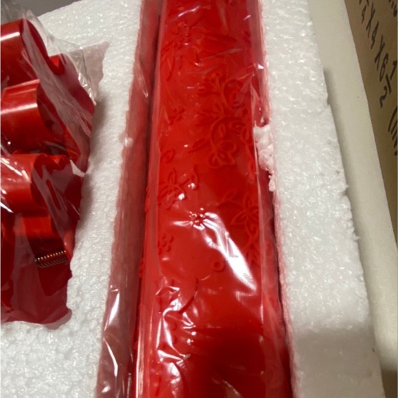 Temptations qvc Red Rolling Pin with Embossed Patterns - Picture 3 of 5